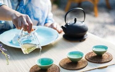 茶蟹养生食谱：茶香蟹肥，健康生活每一天